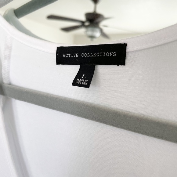 Active Collections Tee - Picture 3 of 4